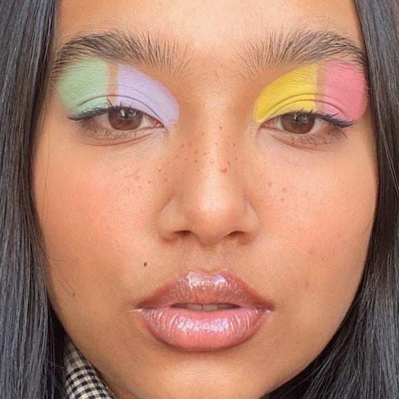 Pastel Pop Soft Shine  palette by Malibu Glitz. - Picture 4 of 5